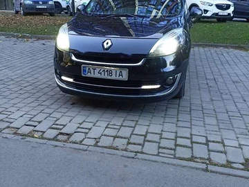 Авто Renault Grand Scenic 2013 № 8232903