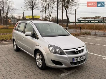 Авто Opel Zafira 2013 № 8232904