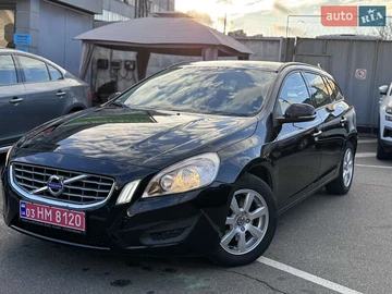 Авто Volvo V60 2012 № 8232912