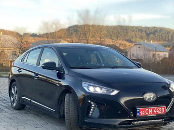 Авто Hyundai Ioniq 2017 № 8232997