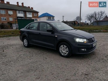 Авто Volkswagen Polo 2018 № 8233044