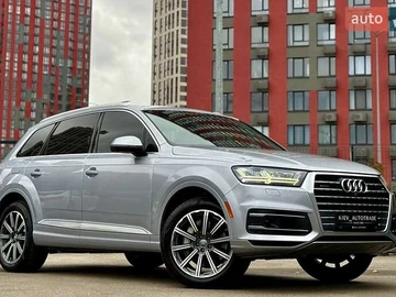 Авто Audi Q7 2017 № 8233166