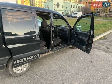 Авто Peugeot Partner 2003 № 8233219