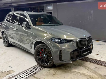 Авто BMW X5 2023 № 8233433