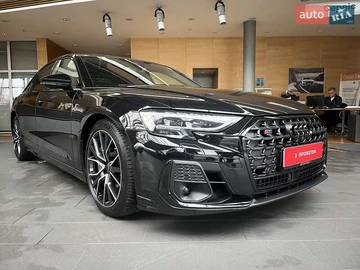 Авто Audi S8 2022 № 8233434