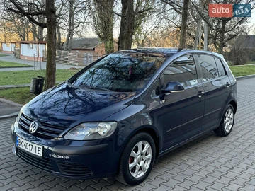 Авто Volkswagen Golf Plus 2005 № 8234001