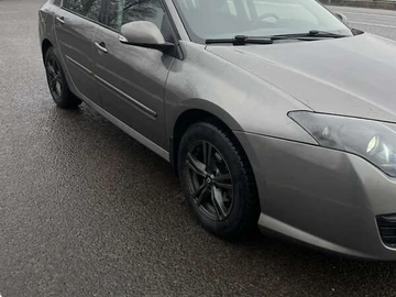 Авто Renault Laguna 2009 № 8234017
