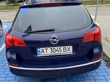 Авто Opel Astra 2013 № 8234508
