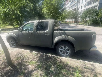 Авто Nissan Navara 2010 № 8234671
