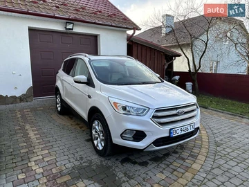 Авто Ford Escape 2016 № 8234682
