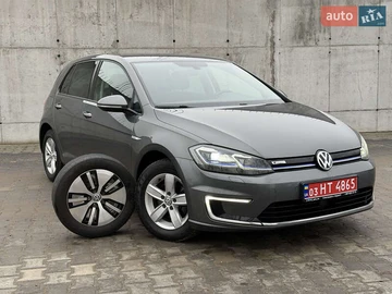 Авто Volkswagen E-Golf 2018 № 8234683