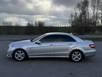 Авто Mercedes E-Class 2010 № 8234684