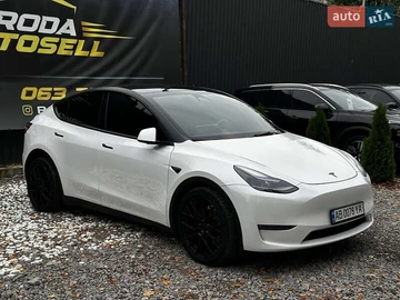 Авто Tesla Model Y 2022 № 8234788