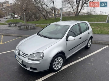 Авто Volkswagen Golf 2003 № 8234816