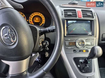 Авто Toyota Auris 2008 № 8234841