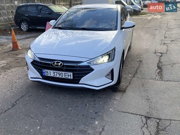 Авто Hyundai Elantra 2019 № 8235037