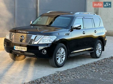 Авто Nissan Patrol 2010 № 8235064