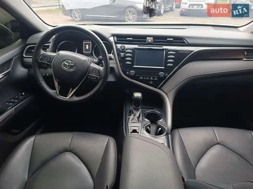 Авто Toyota Camry 2018 № 8235065