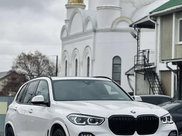 Авто BMW X5 2020 № 8235103