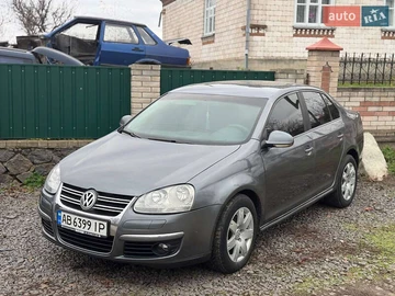 Авто Volkswagen Jetta 2008 № 8235143