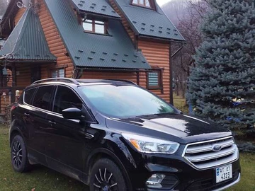 Авто Ford Escape 2018 № 8235363