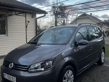 Авто Volkswagen Touran 2015 № 8235386