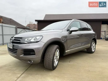 Авто Volkswagen Touareg 2012 № 8235415