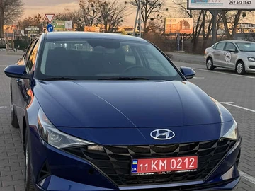 Авто Hyundai Elantra 2022 № 8235425