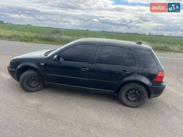 Авто Volkswagen Golf 2001 № 8235566