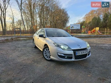 Авто Renault Laguna 2011 № 8235730