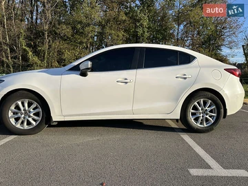 Авто Mazda 3 2016 № 8235776