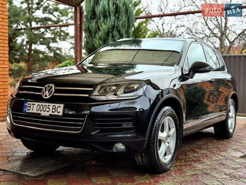 Авто Volkswagen Touareg 2012 № 8235864