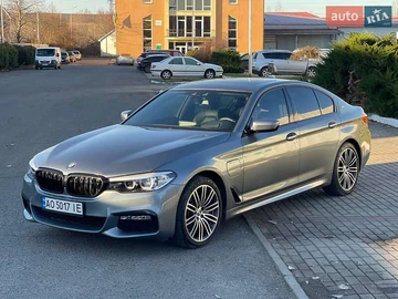 Авто BMW 5 Series 2018 № 8235892