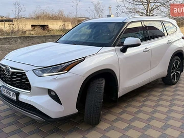 Авто Toyota Highlander 2022 № 8235916