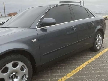 Авто Audi A4 2003 № 8236395