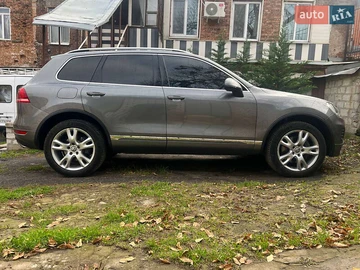 Авто Volkswagen Touareg 2012 № 8236445