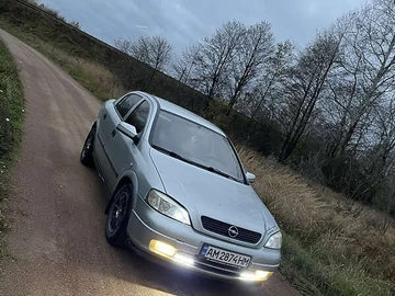 Авто Opel Astra 2004 № 8236498
