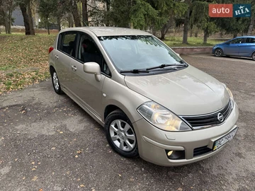 Авто Nissan Tiida 2010 № 8236600