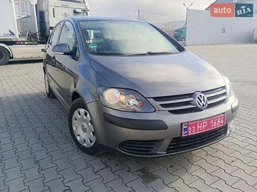 Авто Volkswagen Golf Plus 2006 № 8236677
