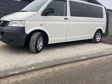 Авто Volkswagen Transporter 2006 № 8237011