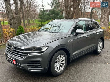 Авто Volkswagen Touareg 2019 № 8237111