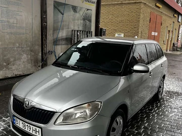 Авто Skoda Fabia 2013 № 8237123