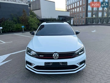 Авто Volkswagen Jetta 2017 № 8237238