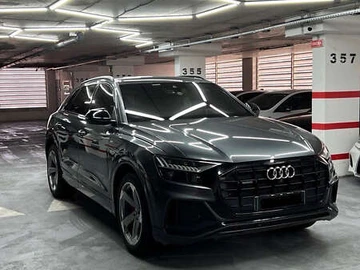 Авто Audi Q8 2018 № 8237285