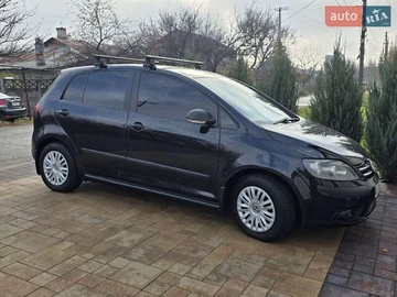 Авто Volkswagen Golf Plus 2008 № 8237330