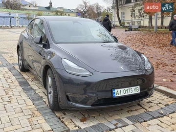 Авто Tesla Model Y 2024 № 8237980