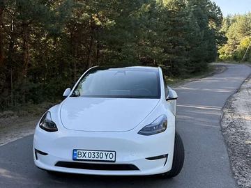 Авто Tesla Model Y 2023 № 8237982