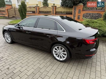 Авто Audi A4 2017 № 8238434
