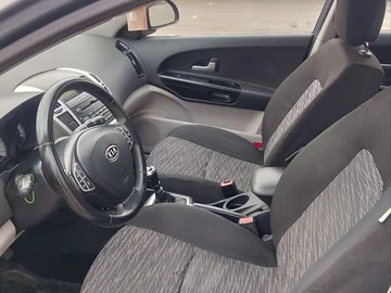 Авто KIA Ceed 2008 № 8238599