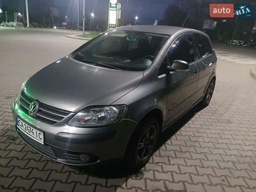 Авто Volkswagen Golf Plus 2006 № 8238681